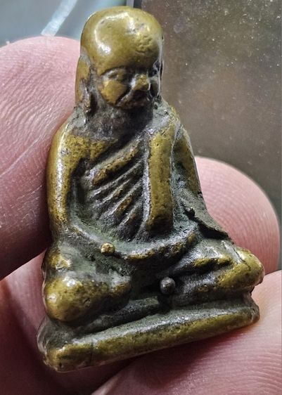 หล่อหลวงพ่อเงิน กรุวัดท่ามะไฟ พิมพ์กลาง  รูปที่ 3