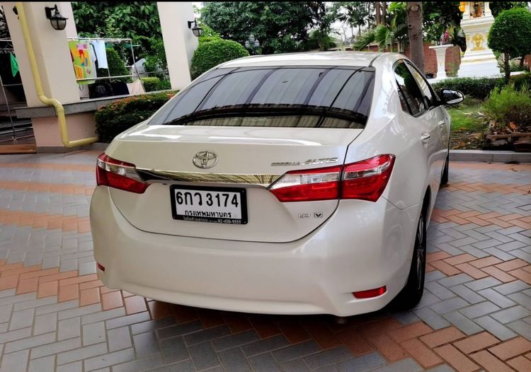 Toyota Altis 2014 1.8 V Sedan เบนซิน ไม่ติดแก๊ส เกียร์อัตโนมัติ ขาว รูปที่ 2
