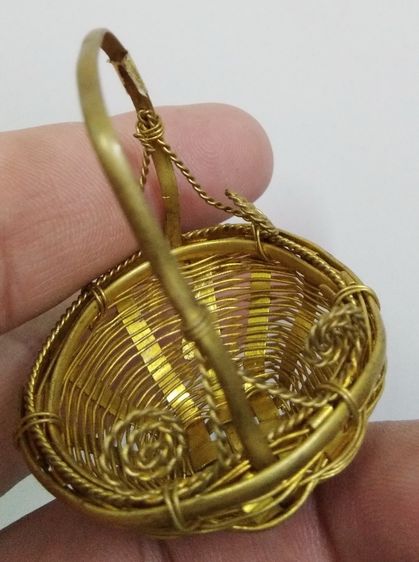 3072-ตะกร้าหวายถักทองเหลืองถักขนาดเล็ก สำหรับใส่ของมงคล ใส่เงินใส่ทองใส่ของมงคล แขวนหน้าบ้านห้างร้าน ขนาดเส้นผ่าศูนย์กลาง 4 ซม. สูงรวมประมาณ รูปที่ 12