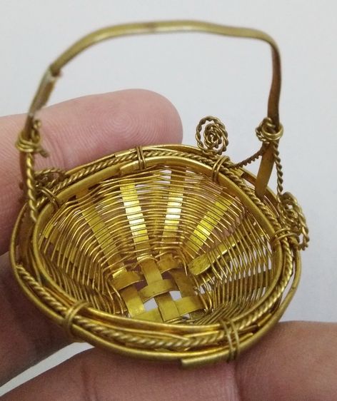 3072-ตะกร้าหวายถักทองเหลืองถักขนาดเล็ก สำหรับใส่ของมงคล ใส่เงินใส่ทองใส่ของมงคล แขวนหน้าบ้านห้างร้าน ขนาดเส้นผ่าศูนย์กลาง 4 ซม. สูงรวมประมาณ รูปที่ 11