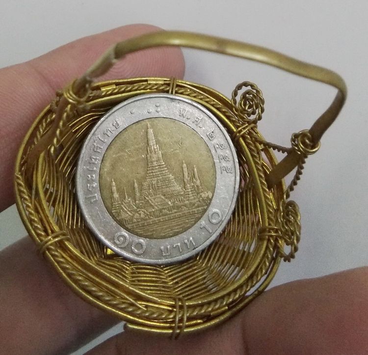 3072-ตะกร้าหวายถักทองเหลืองถักขนาดเล็ก สำหรับใส่ของมงคล ใส่เงินใส่ทองใส่ของมงคล แขวนหน้าบ้านห้างร้าน ขนาดเส้นผ่าศูนย์กลาง 4 ซม. สูงรวมประมาณ รูปที่ 10
