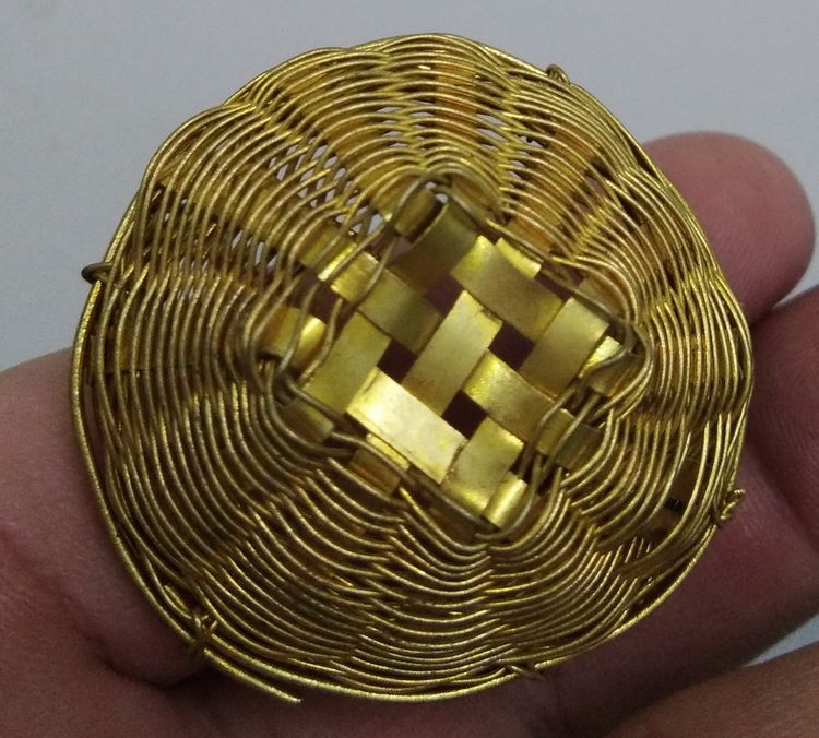 3072-ตะกร้าหวายถักทองเหลืองถักขนาดเล็ก สำหรับใส่ของมงคล ใส่เงินใส่ทองใส่ของมงคล แขวนหน้าบ้านห้างร้าน ขนาดเส้นผ่าศูนย์กลาง 4 ซม. สูงรวมประมาณ รูปที่ 16