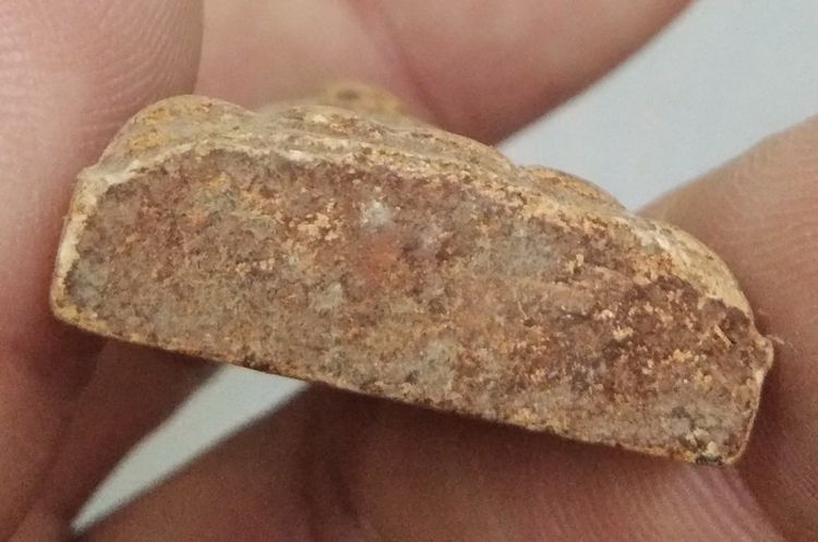 3074-พระสมเด็จนางพญานั่งฐาน หลังยันต์ เนื้อดินเก่า ไม่ทราบที่ รูปที่ 18