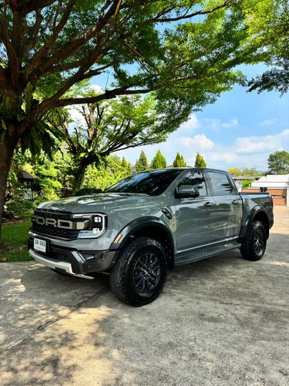 รถ Ford Ranger Raptor 3.0L V6 Twin-Turbo EcoBoost 4x4 สี เทา
