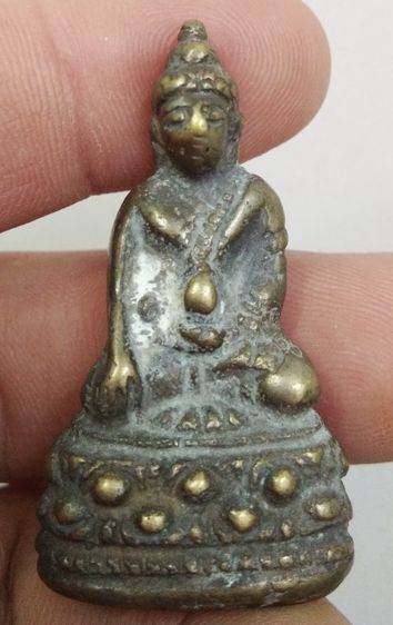 3077-พระกริ่งเนื้อทองเหลืองเก่า ไม่ทราบที่  กริ่งไม่ดังนะครับ