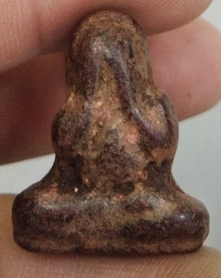 3080-พระปิดตาเนื้อผงทาชาดเก่า