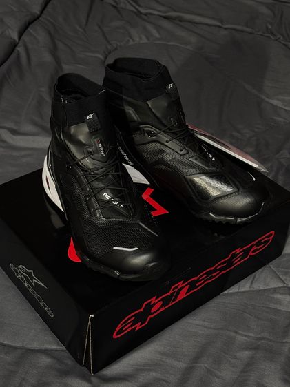 รองเท้าการ์ด Alpinestar รุ่น CR-1 Black White 