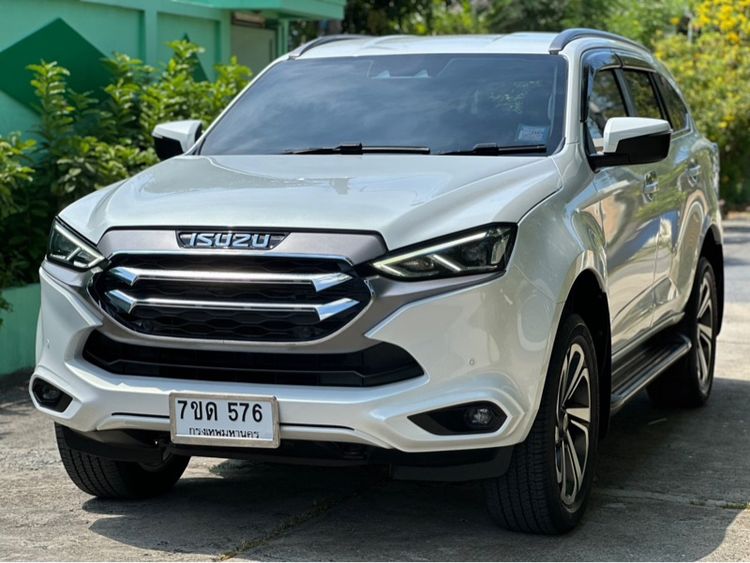 Isuzu MU-X 2021 3.0 Ultimate AT 2WD Utility-car ดีเซล ไม่ติดแก๊ส เกียร์อัตโนมัติ ขาว รูปที่ 3