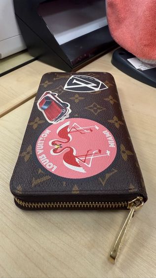 Louis Zippy World Tour Monogram