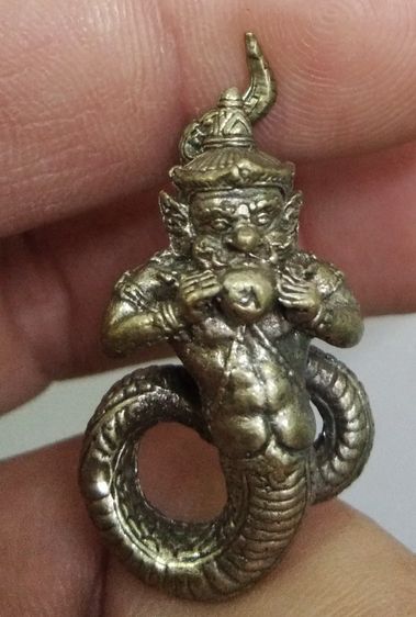 3092-รูปหล่อพระราหูทรงฤทธิ์พุทธคุณรอบจักรวาล ศิลป์สวยมากๆครับ รูปที่ 16