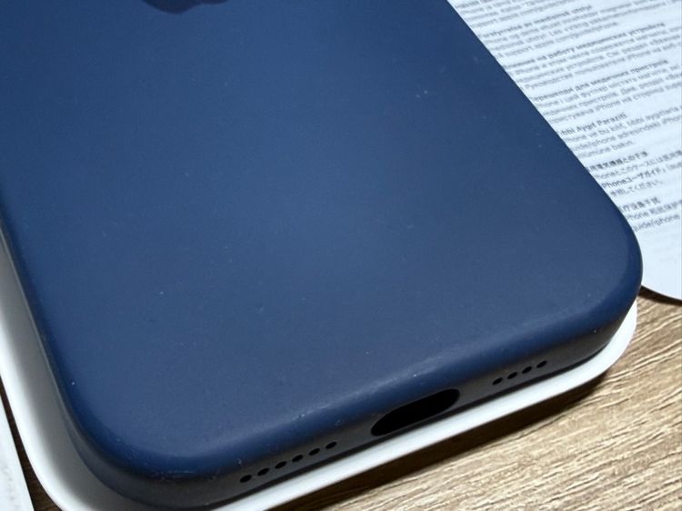 เคส iPhone 16 Pro Max ของแท้จาก Shop Apple รูปที่ 6