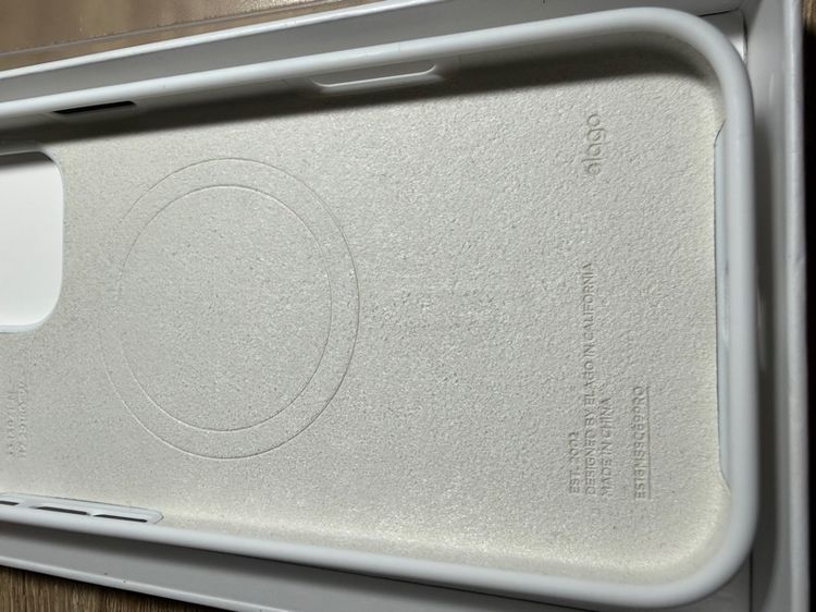 ขายเคส MOFT iPhone 16 Pro Max สีขาว ของแท้ รูปที่ 9