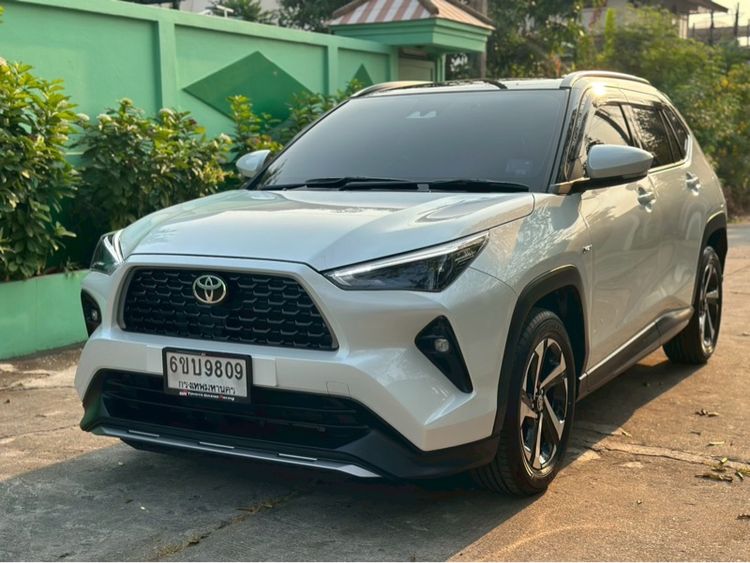 Toyota Yaris Cross 2025 1.5 HEV Premium Utility-car ปลั๊กอินไฮบริด (PHEV) ไม่ติดแก๊ส เกียร์อัตโนมัติ ขาว รูปที่ 3