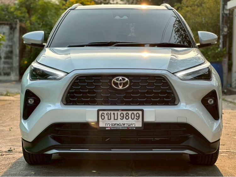 รถ Toyota Yaris Cross 1.5 HEV Premium สี ขาว