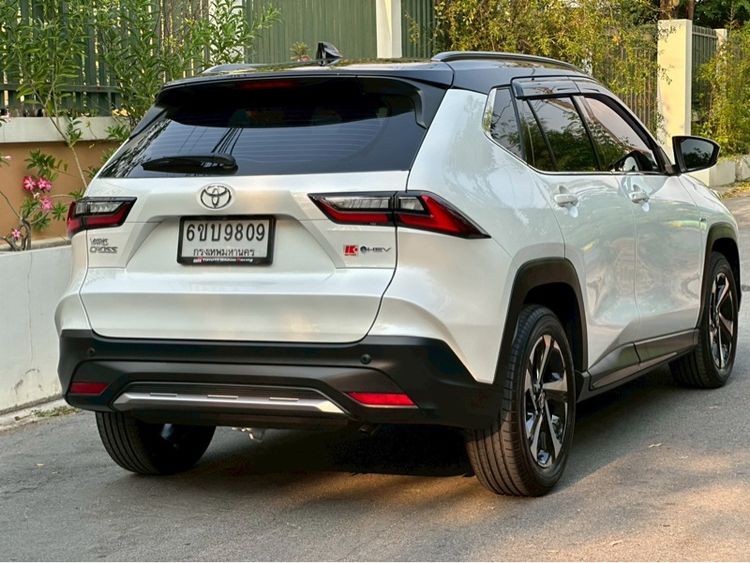 Toyota Yaris Cross 2025 1.5 HEV Premium Utility-car ปลั๊กอินไฮบริด (PHEV) ไม่ติดแก๊ส เกียร์อัตโนมัติ ขาว รูปที่ 4