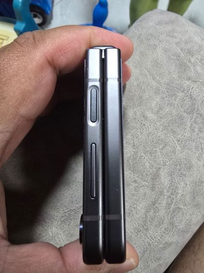 ปล่อยต่อไม่ได้ใช้ครับz flip 5 512gb 6500฿ราคานี้ให้ไวเลยครับ รูปที่ 3