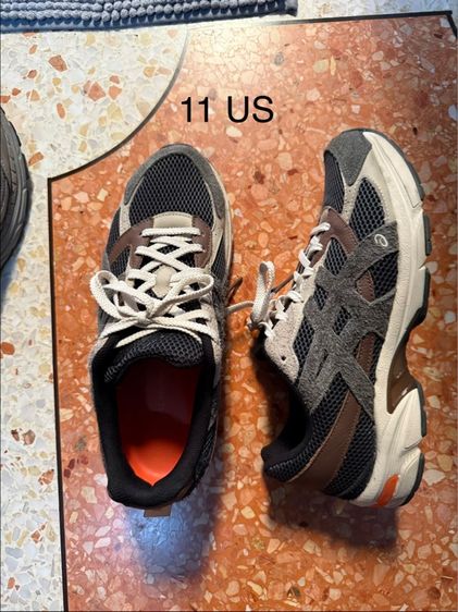 รองเท้าผู้ชาย Asics Hal Studio