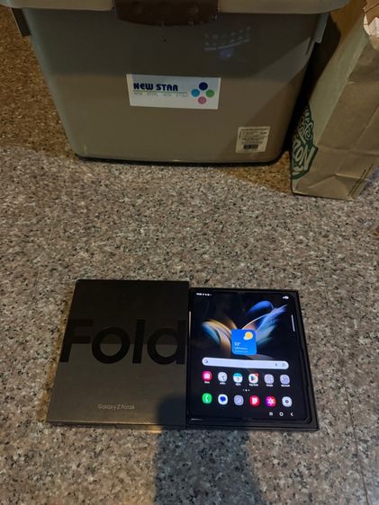 ขายSamsungFold4สีใหม่หายากGray Green256กิ๊กยกกล่องจอสวยกริปๆใช้งานดีมากกกกก