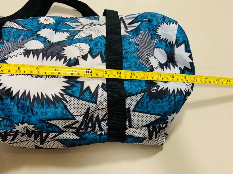 กระเป๋า STUSSY ลายหน้าลิงสวยๆทั้งใบ ขนาด กว้าง 20 หนา 11 นิ้ว สภาพสมบูรณ์ สภาพใหม่ ดีเทลสวยครับ  รูปที่ 3