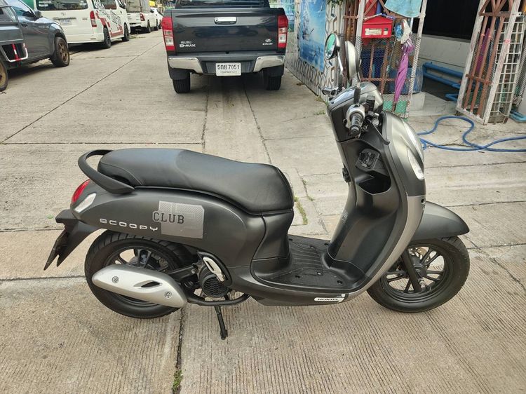 🛵ยังไงก็ขาย SCOOPY-i ปี 64 เครื่องดี สีสวย สตาร์ทมือ กุญแจรีโมท เล่มชุดโอนครบ+เปลี่ยนถ่ายน้ำมันเครื่องฟรี ส่งฟรี30 ก.ม รูปที่ 3