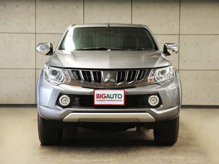 Mitsubishi Triton 2017 2.4 GLS Limited Plus Pickup ดีเซล ไม่ติดแก๊ส เกียร์ธรรมดา เทา รูปที่ 4