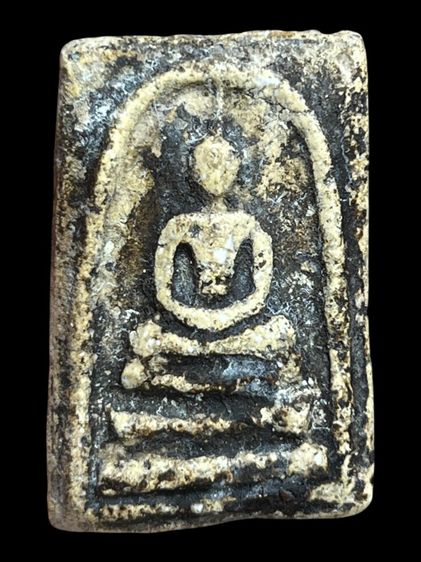 พระสมเด็จวัดระฆังพิมพ์ใหญ่เนื้อหาเก่าสวยจุ่มรักน้ำเกลี้ยง