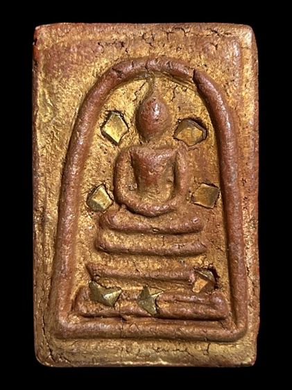 พระสมเด็จพิมพ์ใหญ่เนื้อสีแดงกวนอูหลังลูกคิดโบราณโรยพระธาตุลงรักปิดทอง