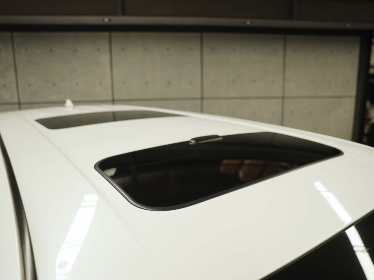 Toyota Alphard 2019 3.5 Executive Lounge Van เบนซิน ไม่ติดแก๊ส เกียร์อัตโนมัติ ขาว รูปที่ 3