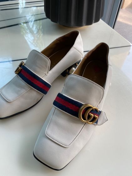 กุชชี่ โลฟเฟอร์ สีขาวครีม ส้นไม่สูงมาก  รูปที่ 10