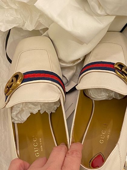 กุชชี่ โลฟเฟอร์ สีขาวครีม ส้นไม่สูงมาก  รูปที่ 9