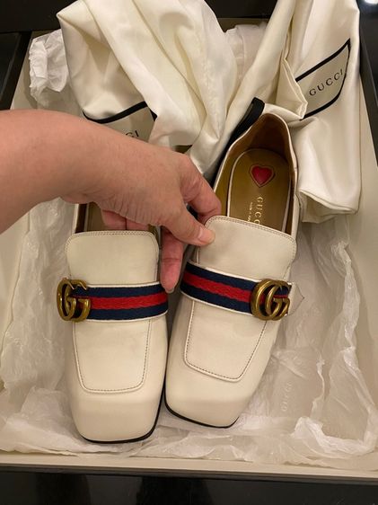 กุชชี่ โลฟเฟอร์ สีขาวครีม ส้นไม่สูงมาก  รูปที่ 7