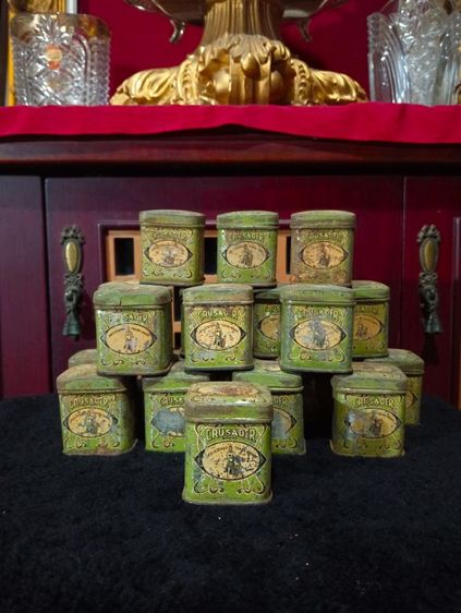 อังกฤษ..กระป๋องเหล็กมีฝาเก่าโบราณงานอังกฤษ