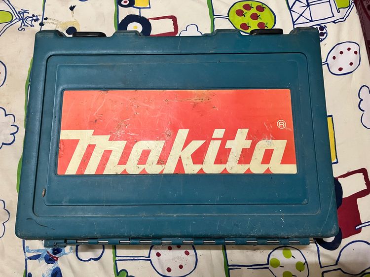 สว่านกระแทก Makita รุ่น HP2050 ใช้งานได้ปกติ