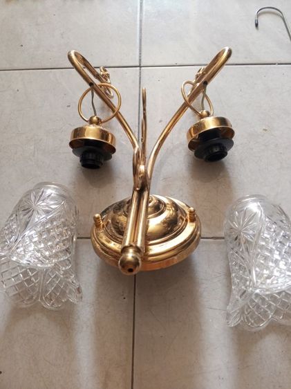 โคมไฟติดผนังเก่าเก็บ รูปที่ 2