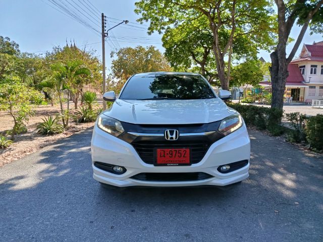 Honda HR-V 2018 1.8 EL Sedan เบนซิน ไม่ติดแก๊ส เกียร์อัตโนมัติ ขาว รูปที่ 3