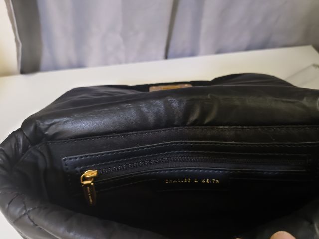 กระเป๋าสะพายสีดำโซ่ทอง รูปที่ 7