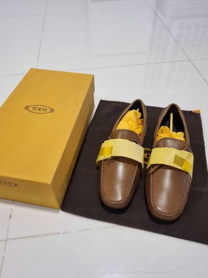 Tod's ของใหม่ ซื้อมาเก็บ size 8 42.5 (27 cm) รูปที่ 9