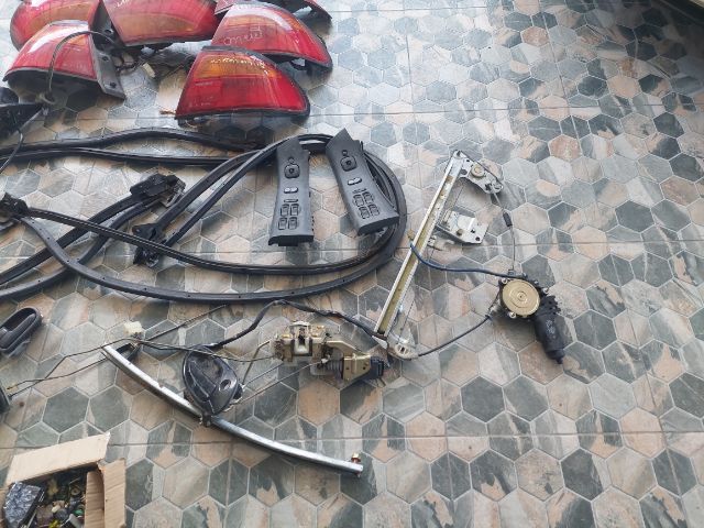 อะไหล่มือสองแท้ Mazda Astina ตาหยี Lantis 323 Protege  Sedan รูปที่ 3