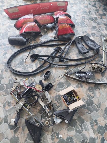 อะไหล่มือสองแท้ Mazda Astina ตาหยี Lantis 323 Protege  Sedan รูปที่ 7