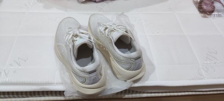 รองเท้ากีฬา ร้องเท้าแบรนด์เนม รองเท้ากีฬา รองเท้าผ้าใบAsics รูปที่ 4