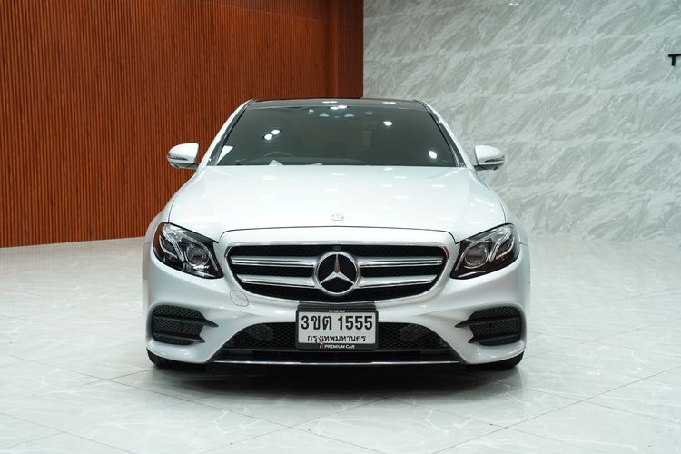 Mercedes-Benz E-Class 2017 E220 Sedan เบนซิน เกียร์อัตโนมัติ บรอนซ์เงิน รูปที่ 2