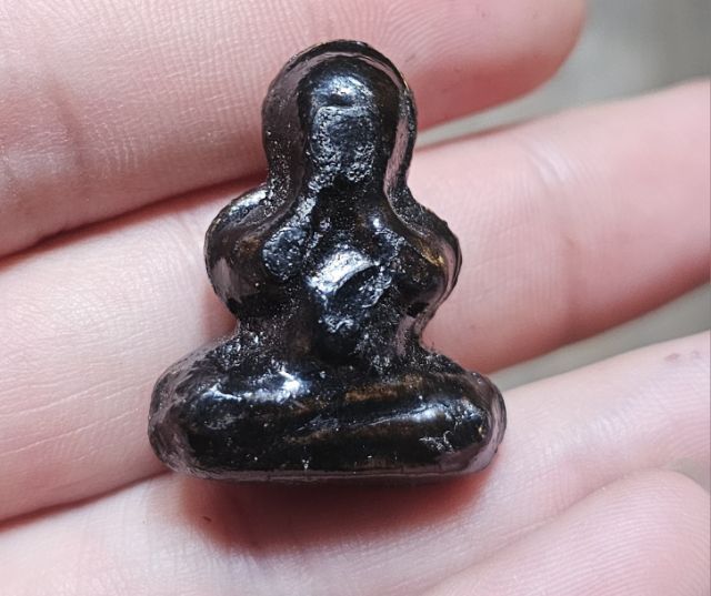 พระปิดตา 100 ปี หลวงปู่เอี่ยม