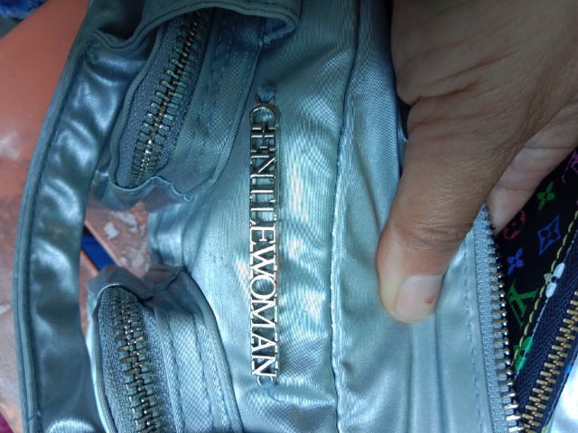 ขายกระเป๋าถือสะพายเก็นเต้วูเม็น รุ่นฮิต ไม่เอ้า รูปที่ 5