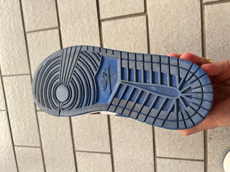 Nike Jordan 1 รูปที่ 4