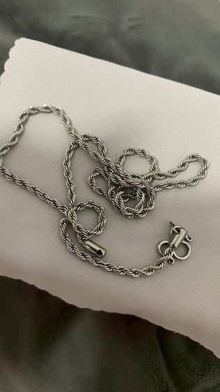 สร้อยเงินแท้  จากราคา 1,900 ขายแค่ 590 สภาพใหม่เลยค่ะ รูปที่ 4