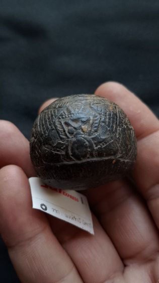 คตมะพร้าวแกะราหูอมจันทร์เก่าเข้มขลังศิลปะงดงามเอาไว้หนุนดวงแก้ปีชงกันภูผีปีศาจ