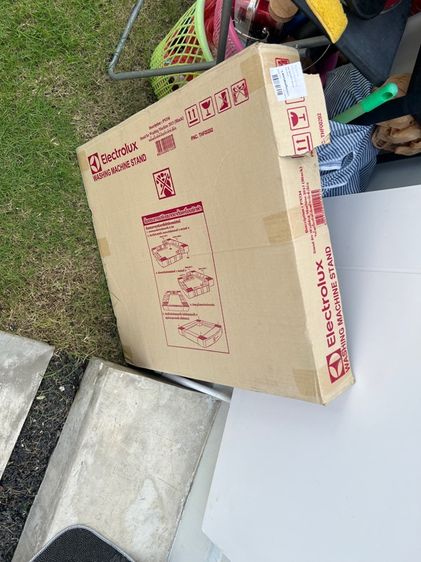 ฐานรองเครื่องซักผ้า แท้ Electrolux รุ่น UltimateCare 700     ของแท้