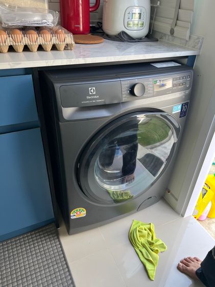 ฐานรองเครื่องซักผ้า แท้ Electrolux รุ่น UltimateCare 700     ของแท้ รูปที่ 5