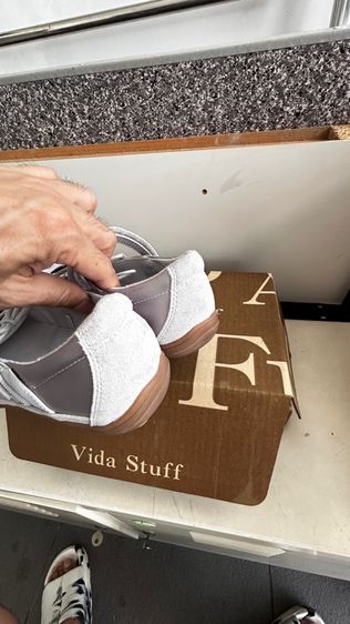 รองเท้า รูปที่ 6