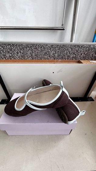 รองเเท้าผู้หญิง รูปที่ 4